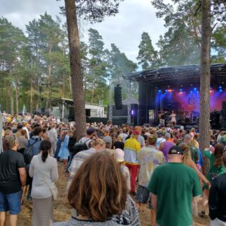 Waiting for @therealsystersol at @olandroots